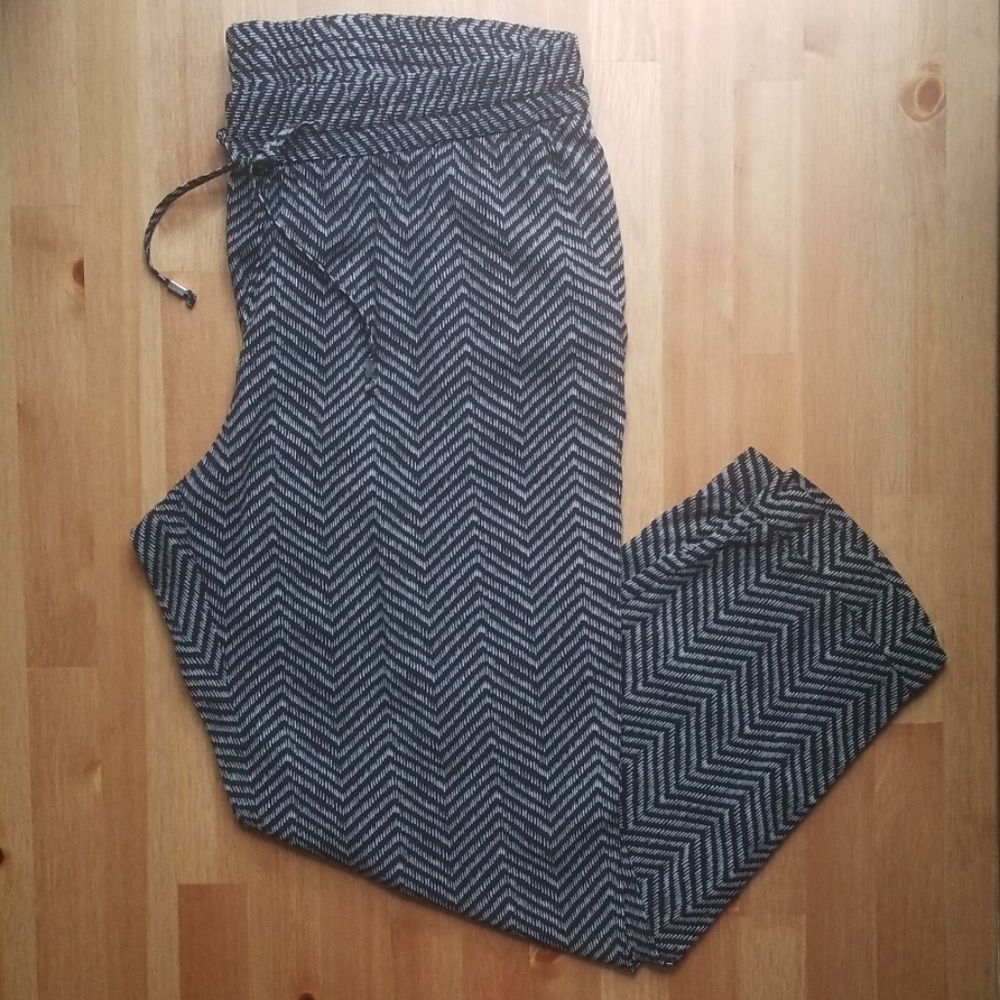 Old Navy midrise rayon pant